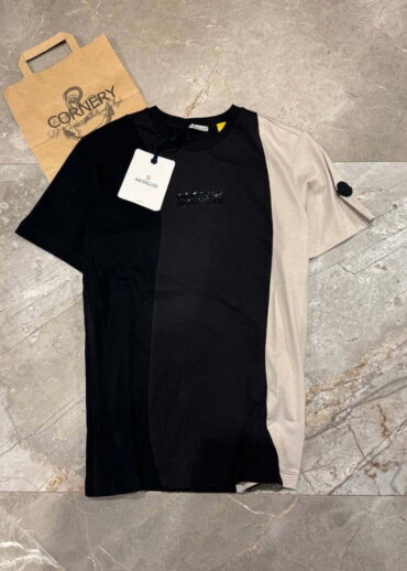 Футболка Moncler