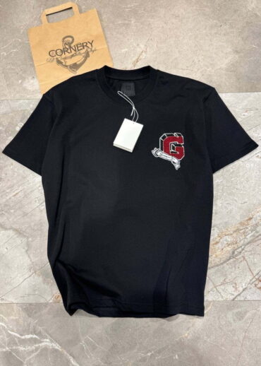 Футболка Givenchy