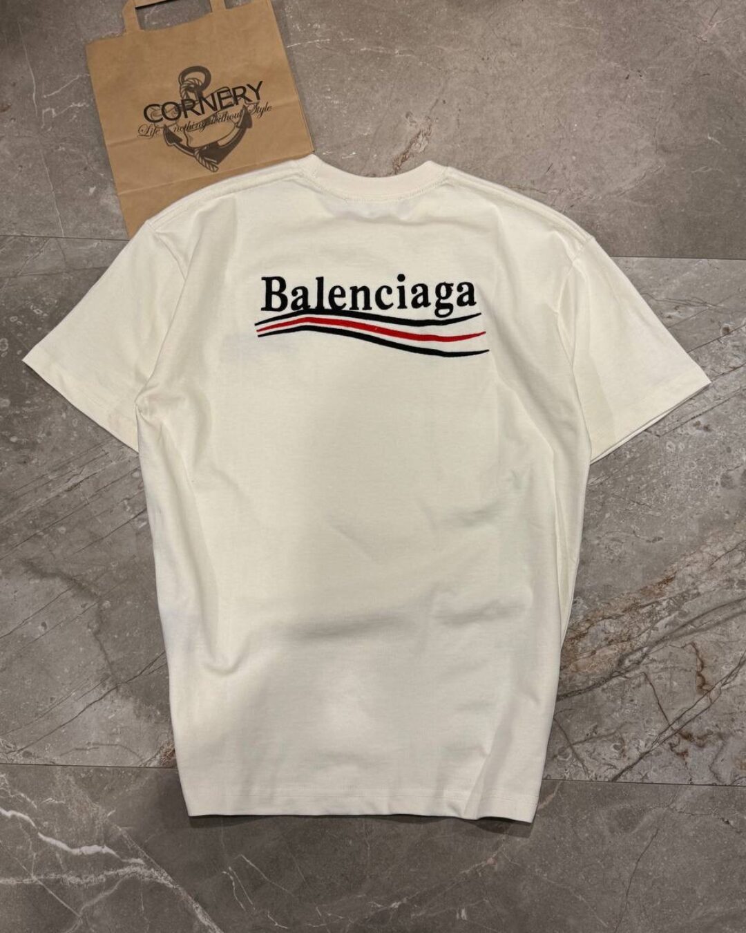 Футболка Balenciaga — изображение 2