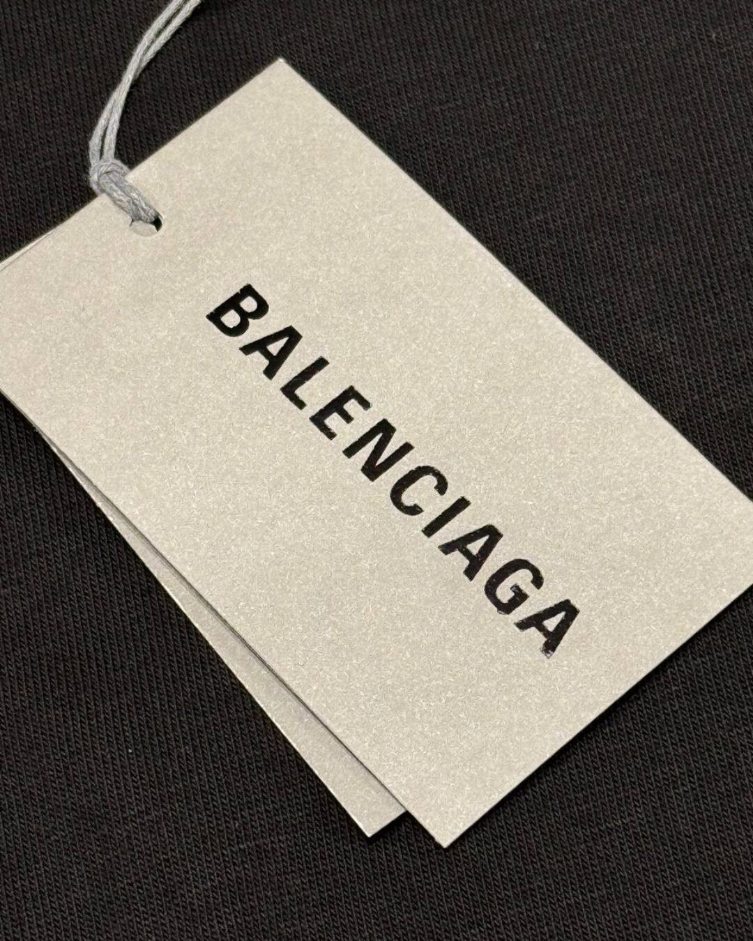 Футболка Balenciaga — изображение 6