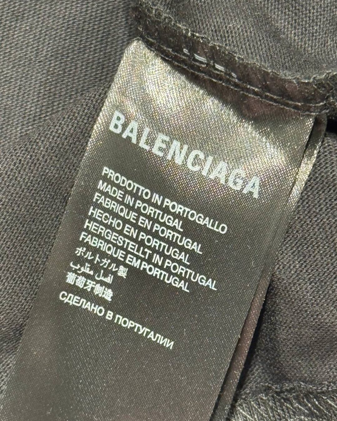 Футболка Balenciaga — изображение 9