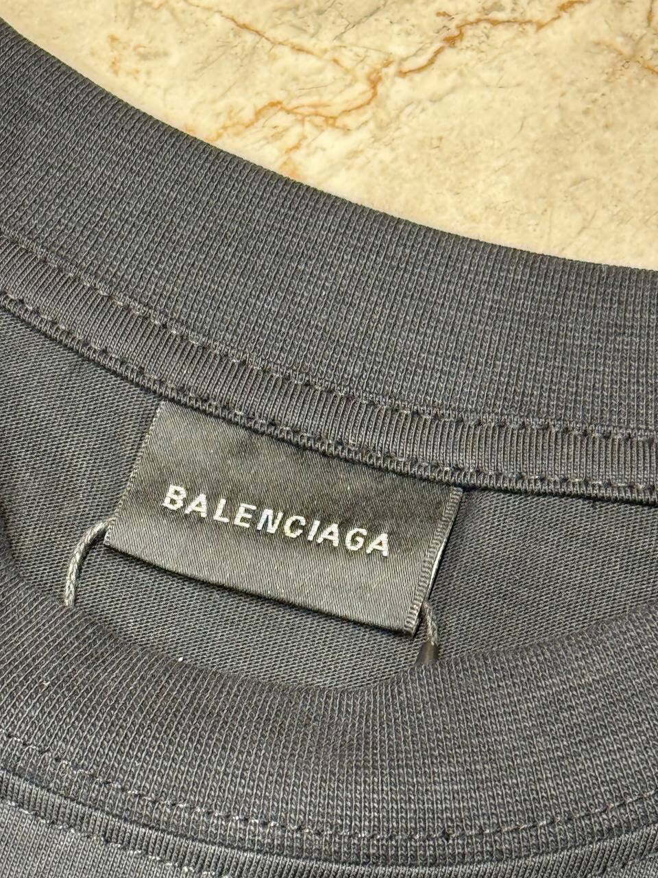 Футболка Balenciaga — фото 7
