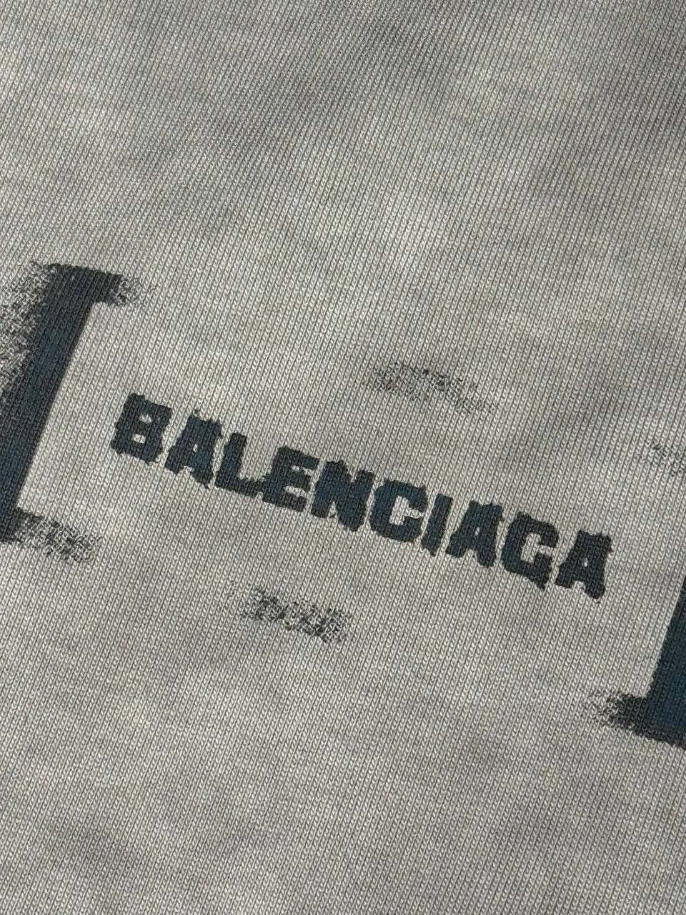Футболка Balenciaga — фото 4