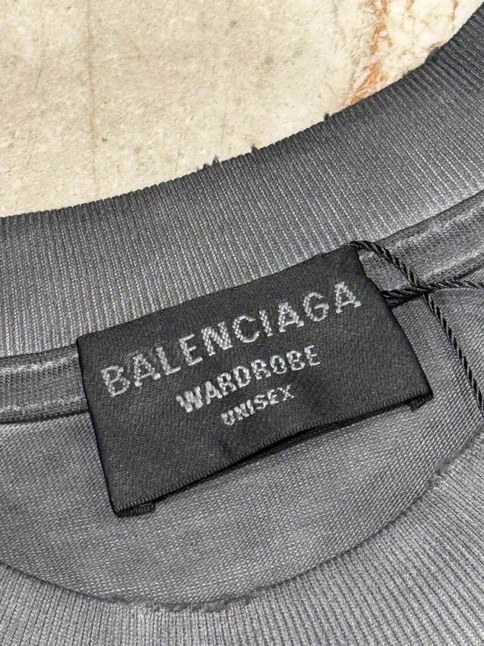 Футболка Balenciaga — фото 8