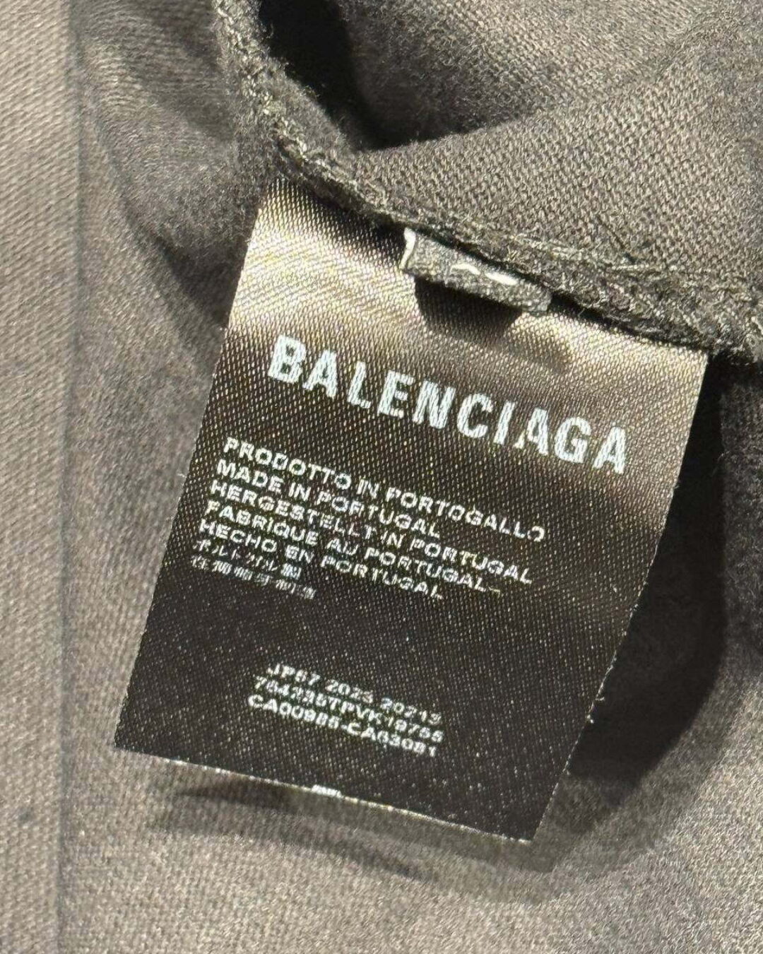 Футболка Balenciaga — изображение 6