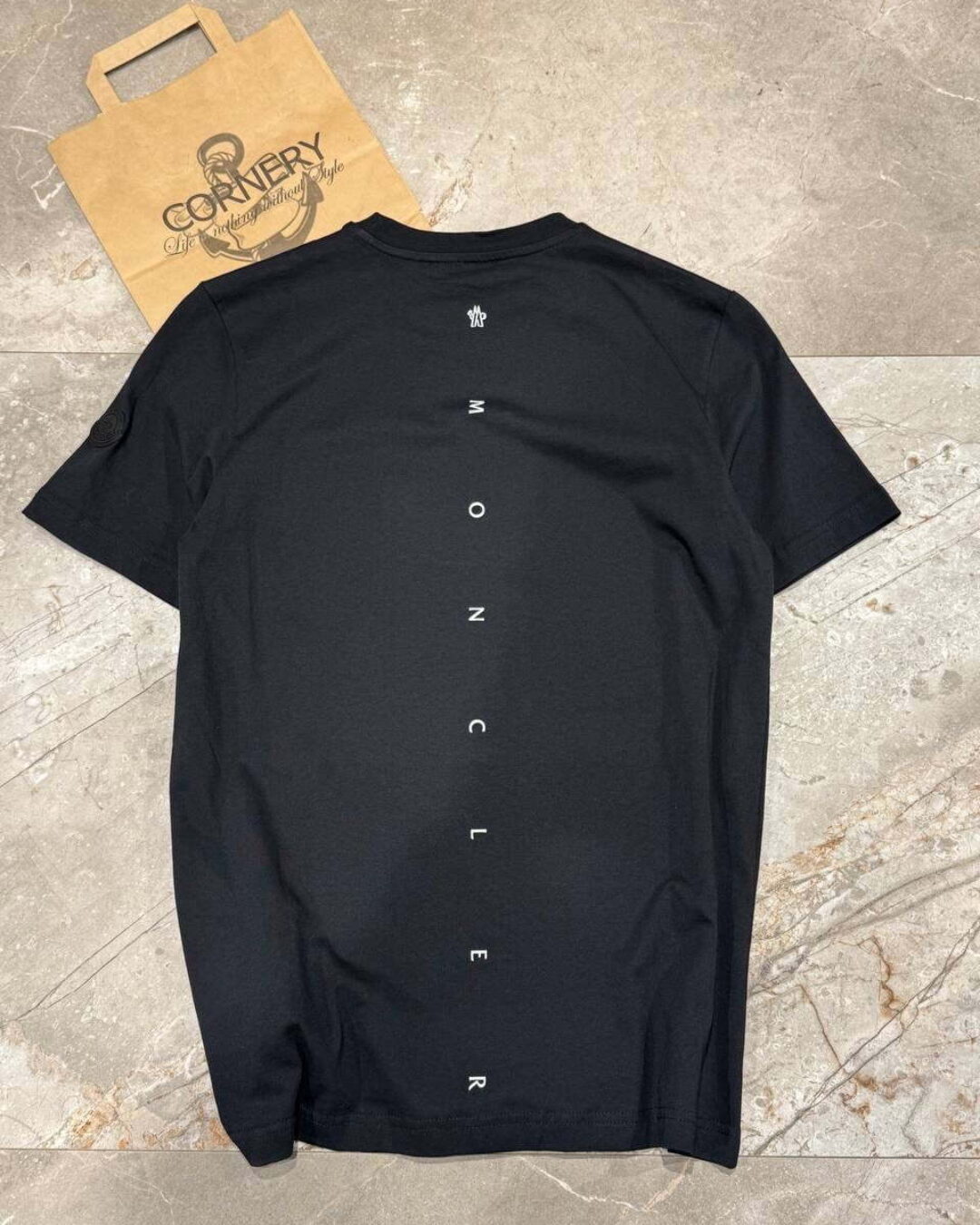 Футболка Moncler — изображение 2