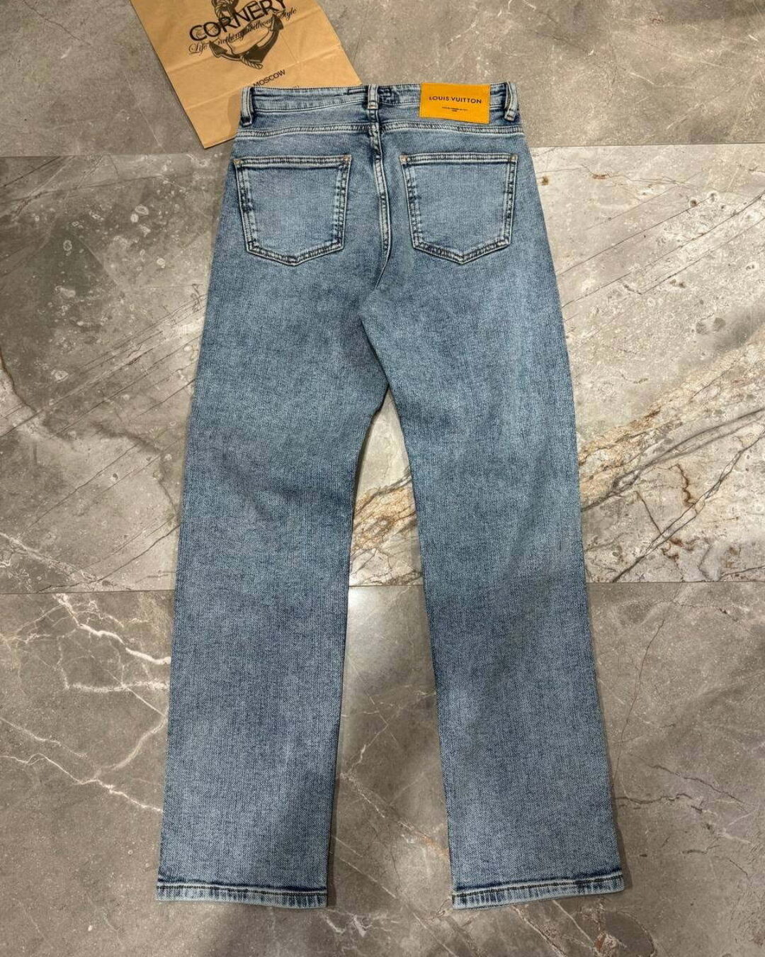 Джинсы Louis Vuitton — изображение 2