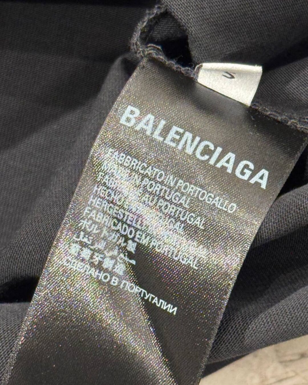 Футболка Balenciaga — изображение 9