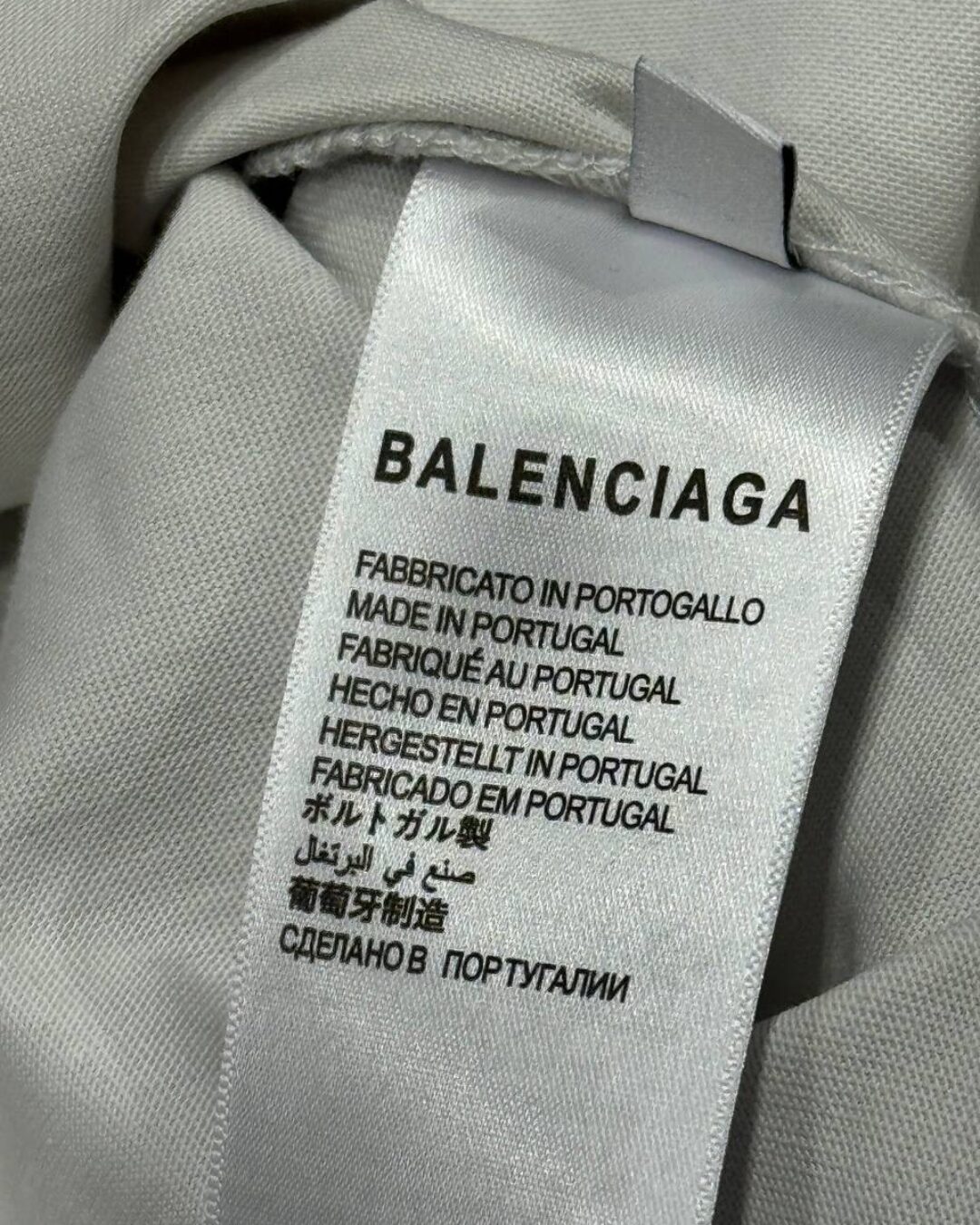 Фуболка Balenciaga — изображение 10