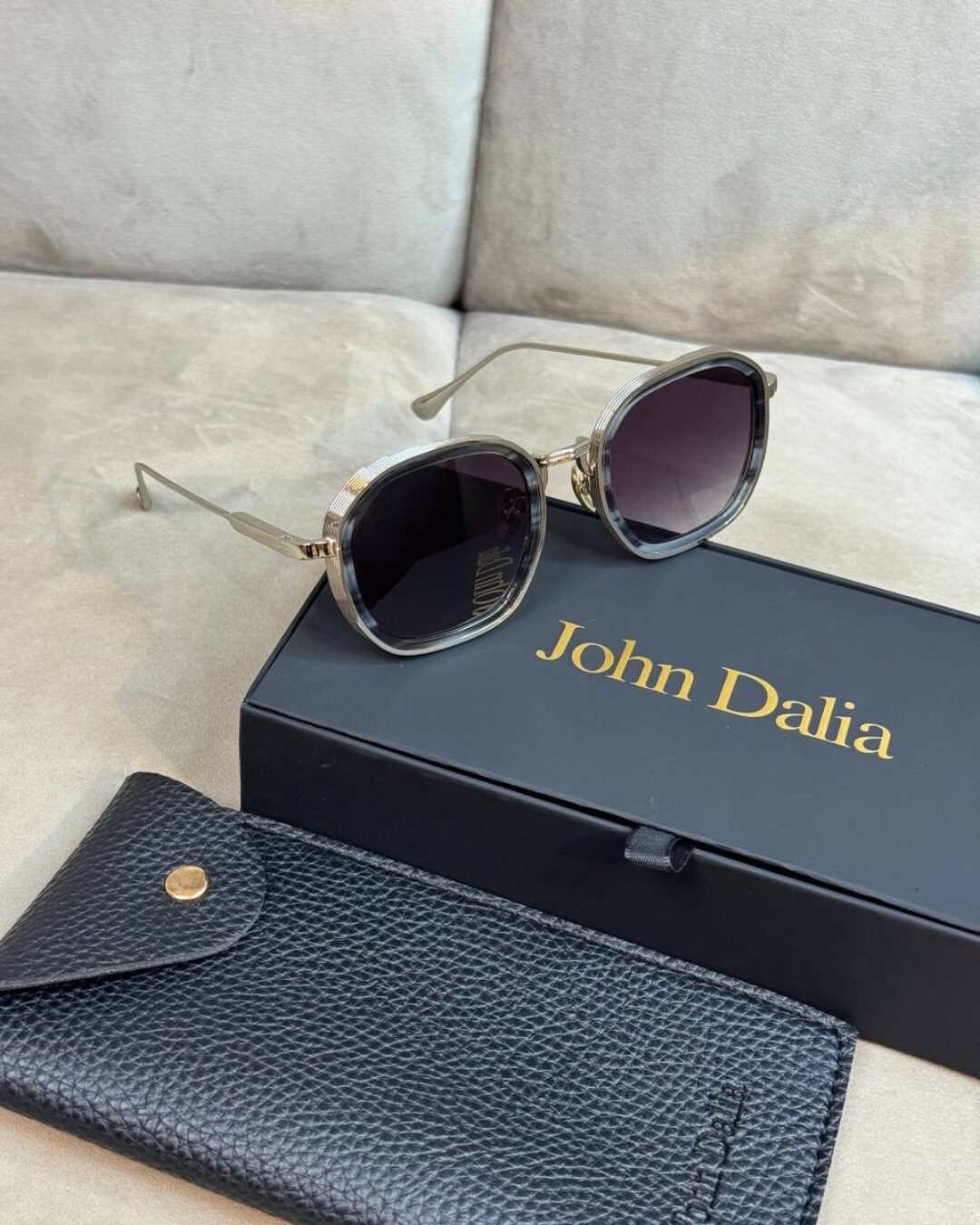 Очки John Dalia