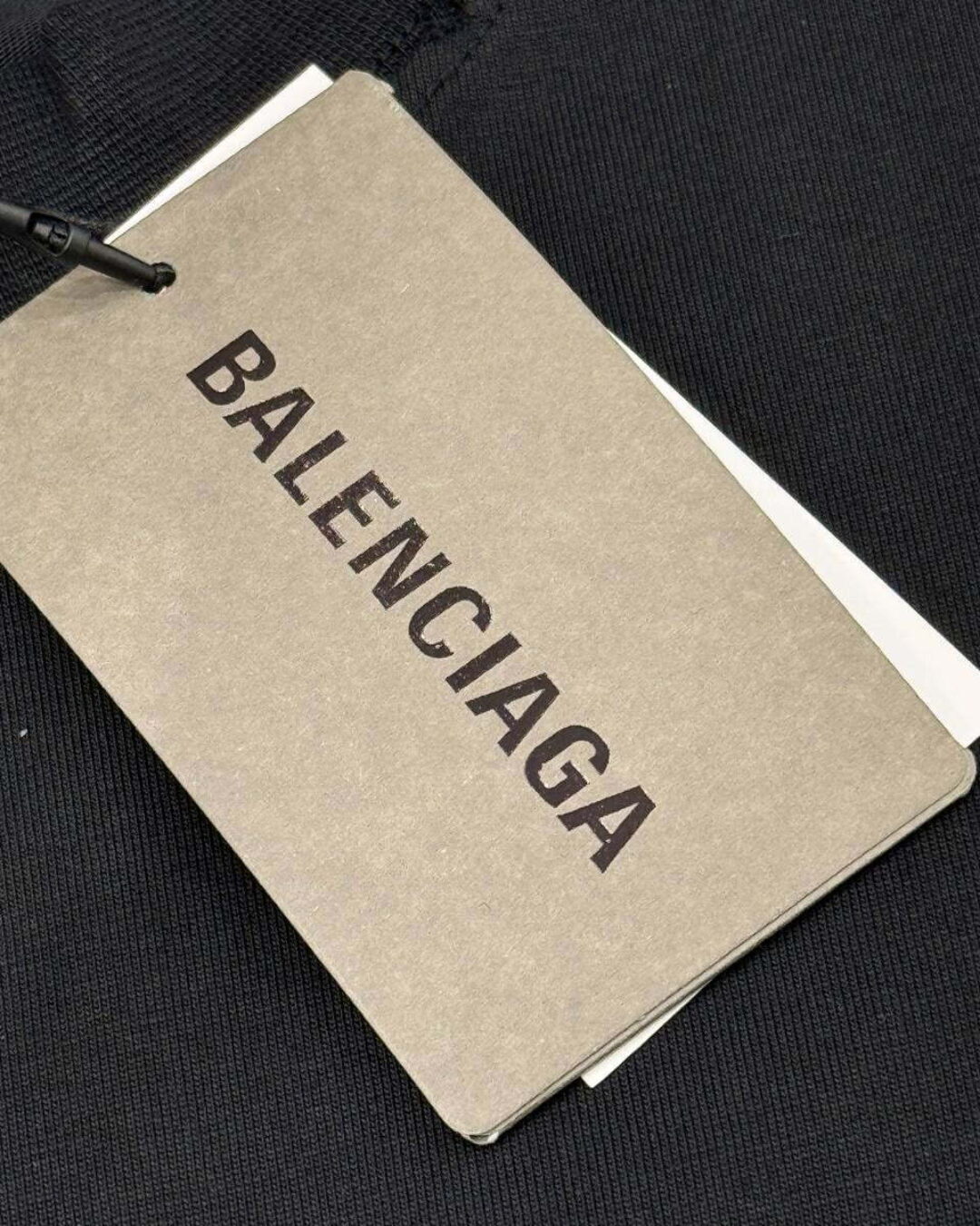 Футболка Balenciaga — изображение 5