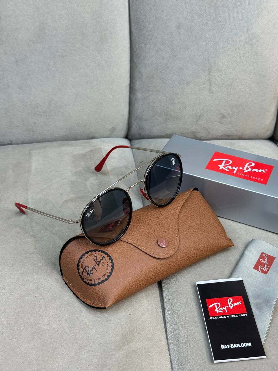 Очки Ray Ban х Ferrari