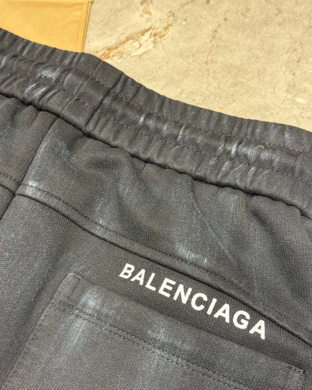 Спортивные штаны Balenciaga — изображение 8