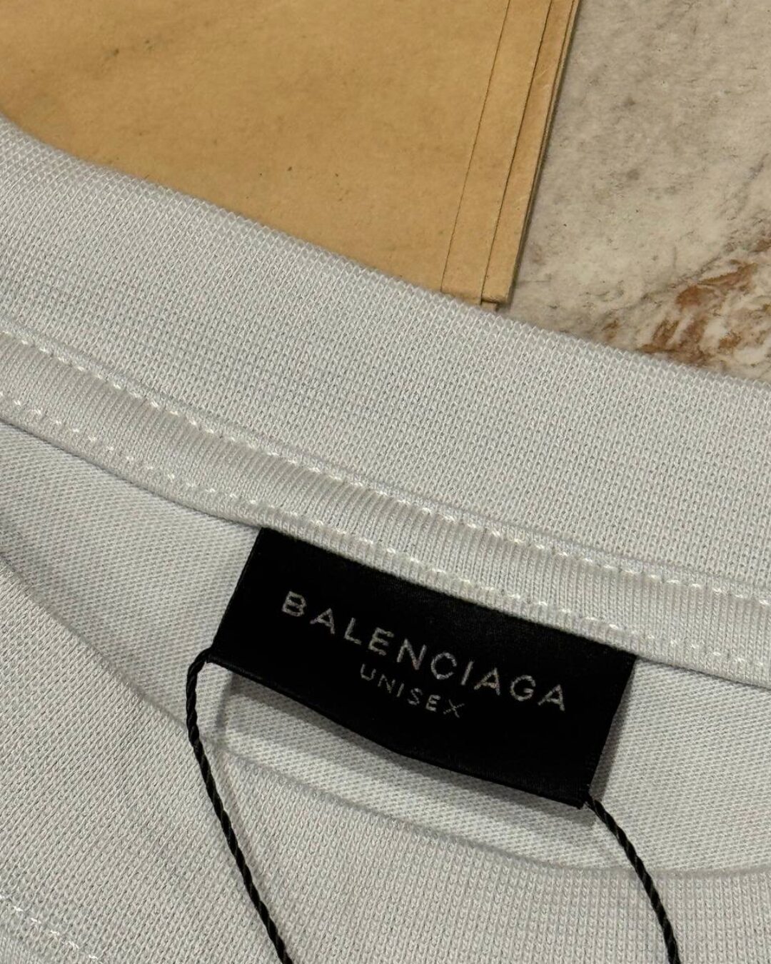 Футболка Balenciaga — изображение 5