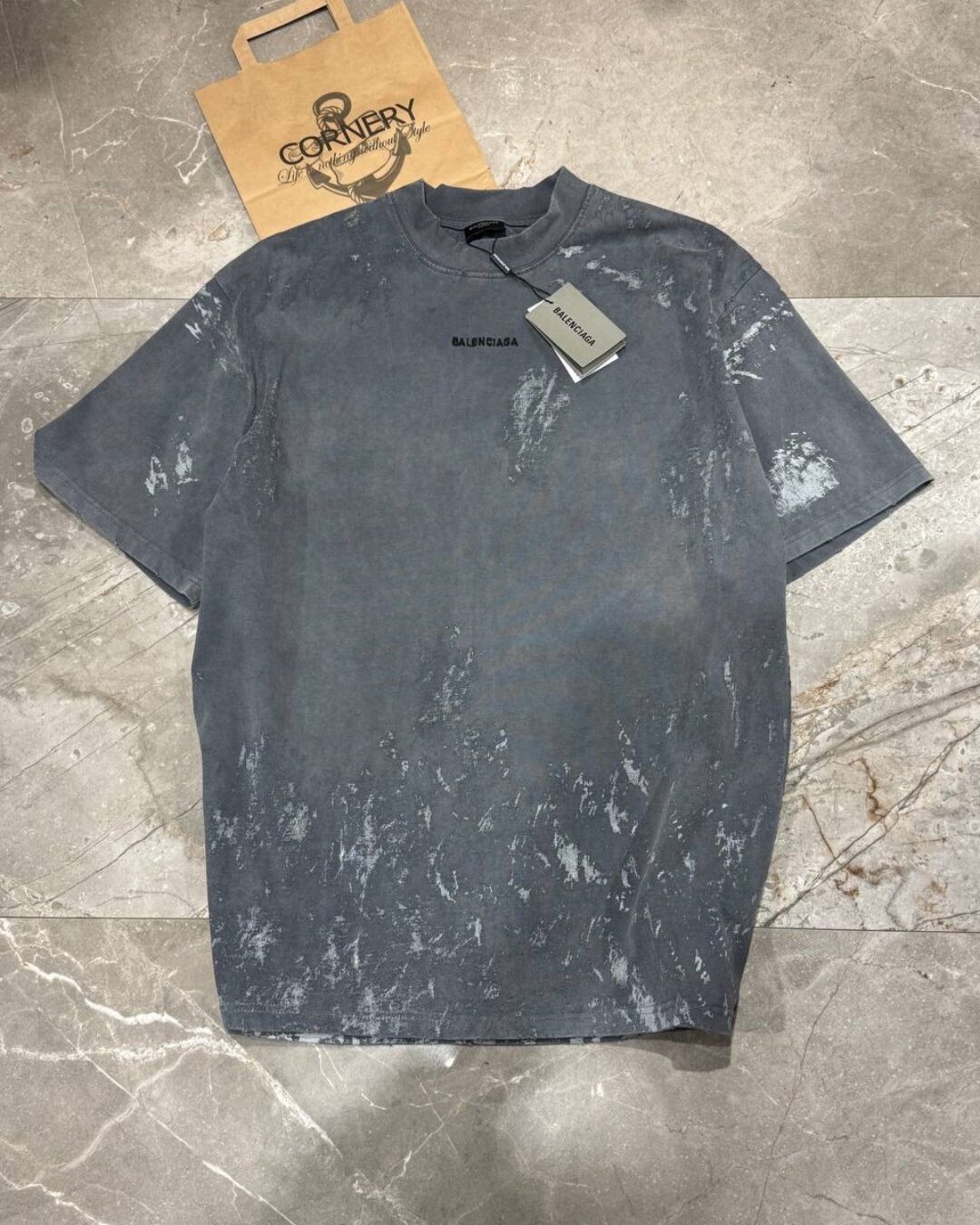 Футболка Balenciaga