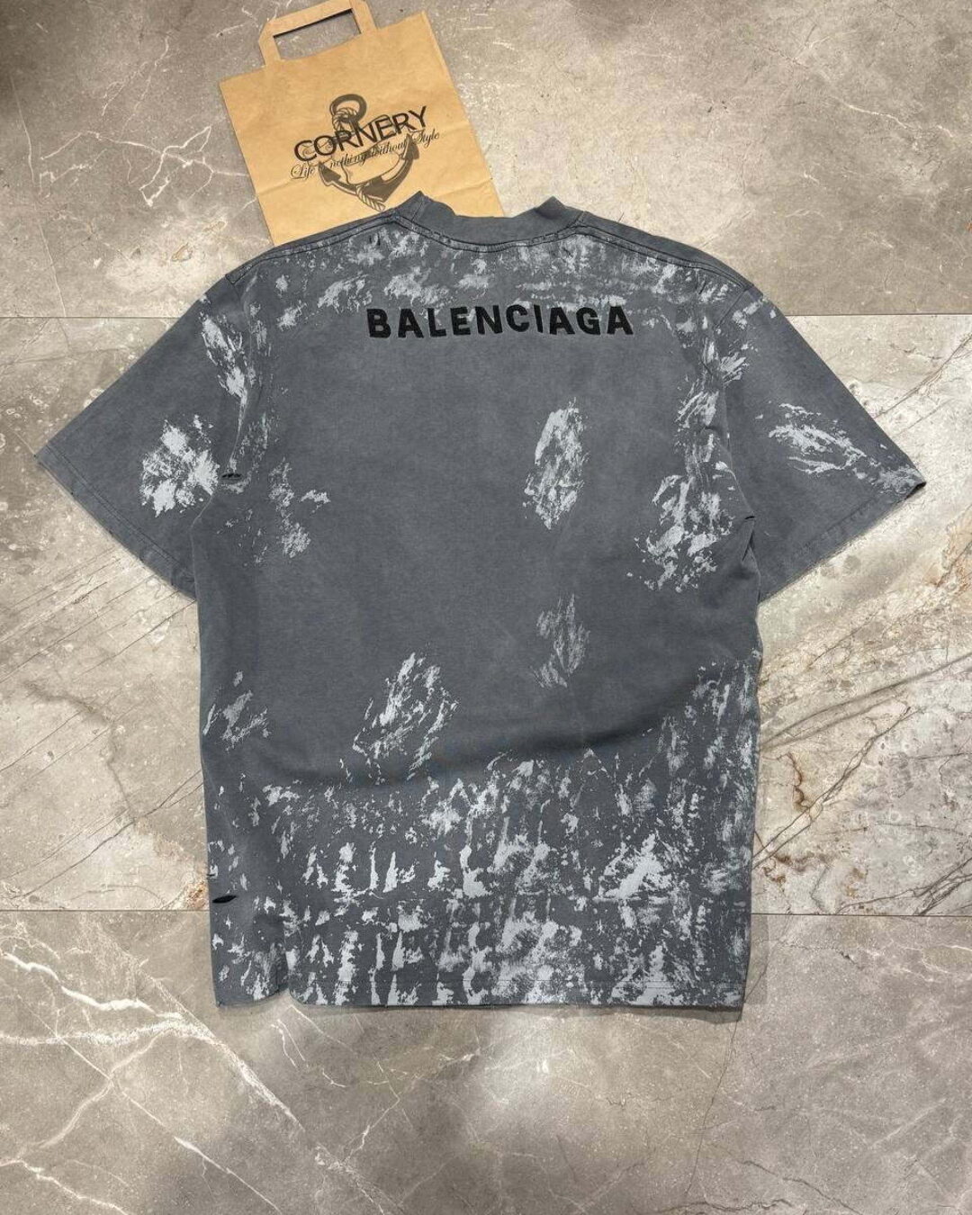 Футболка Balenciaga — изображение 2