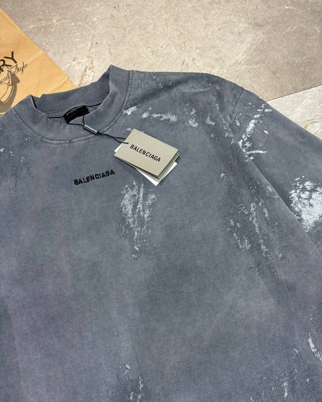 Футболка Balenciaga — изображение 3