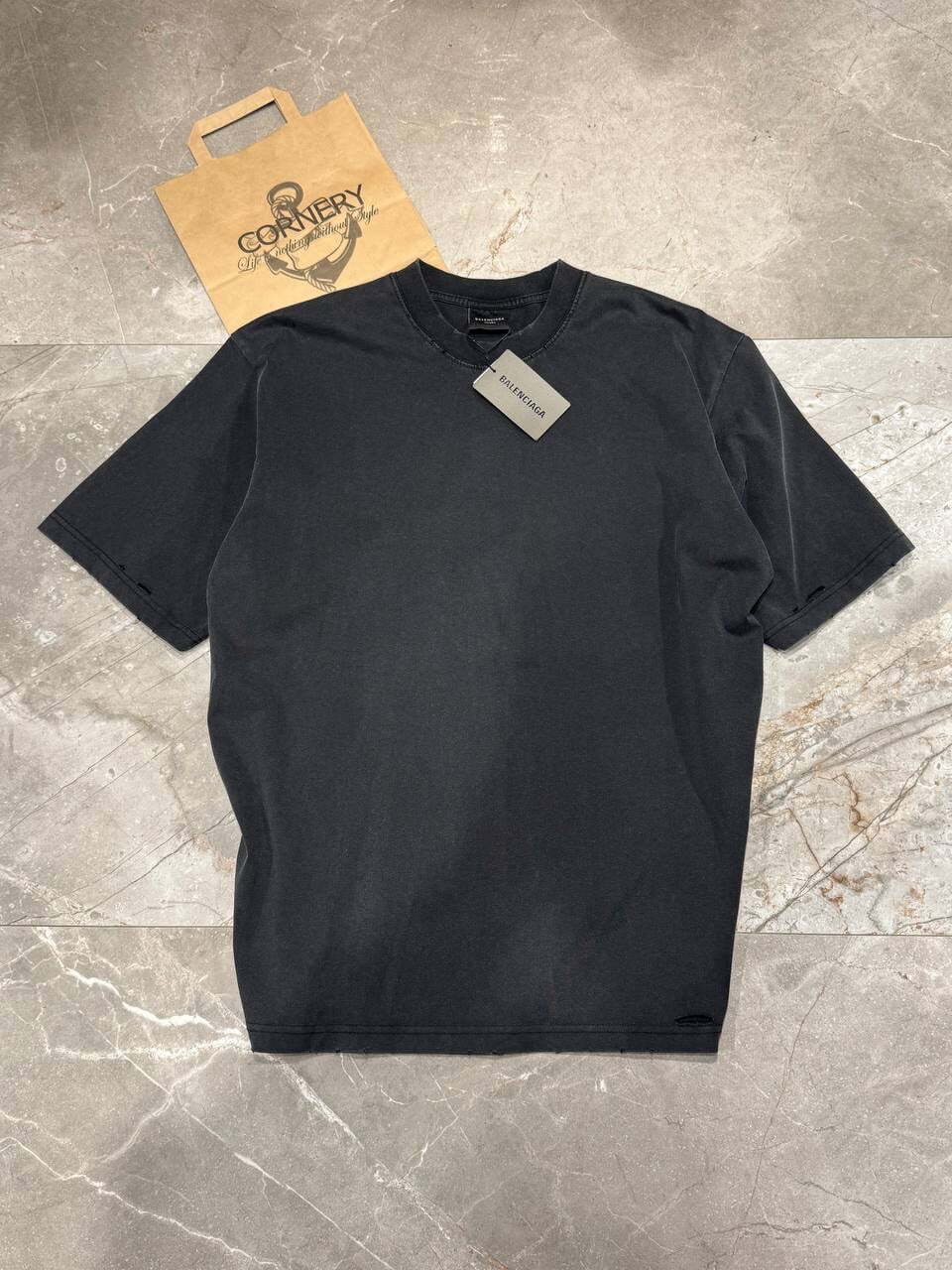 Футболка Balenciaga