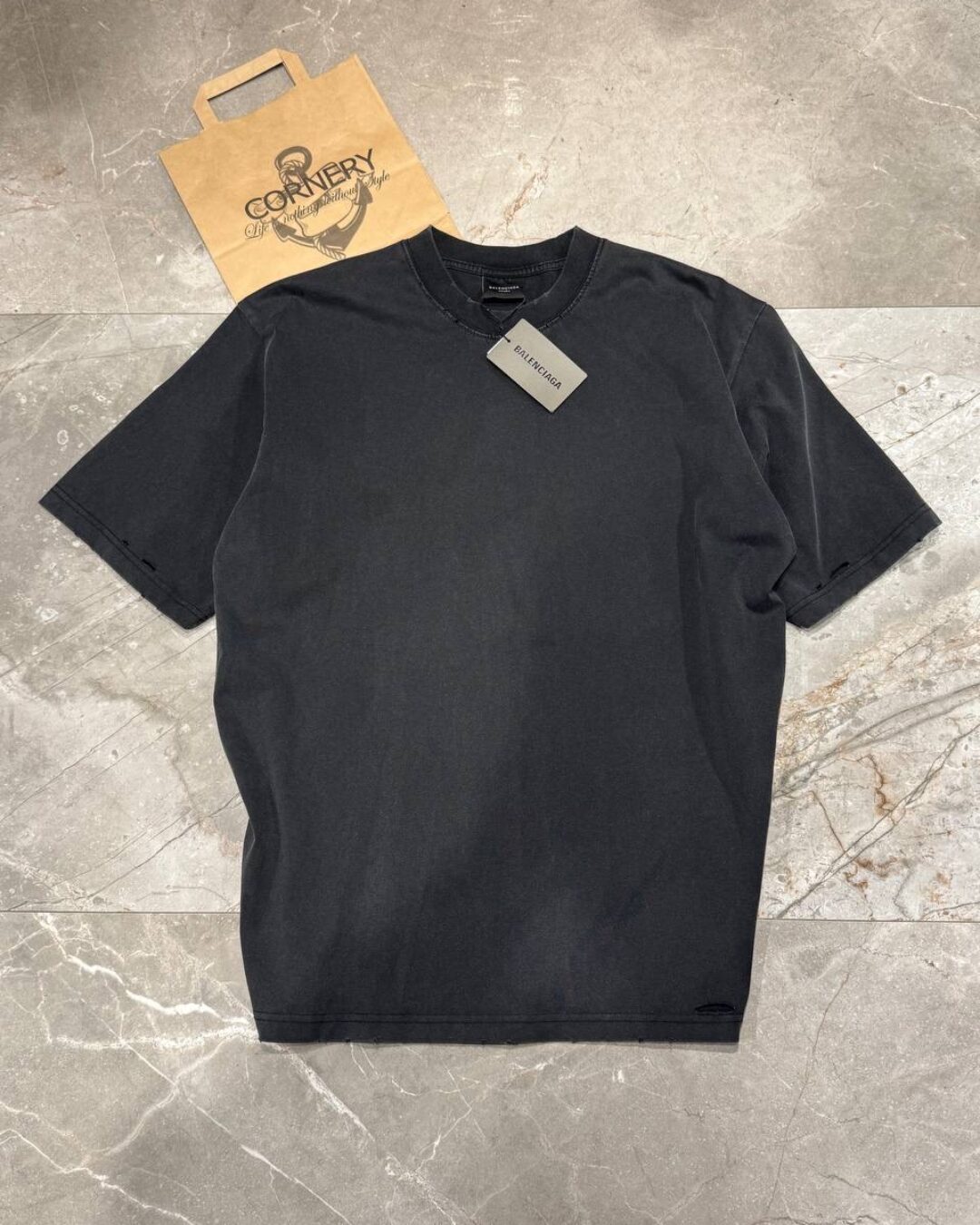 Футболка Balenciaga