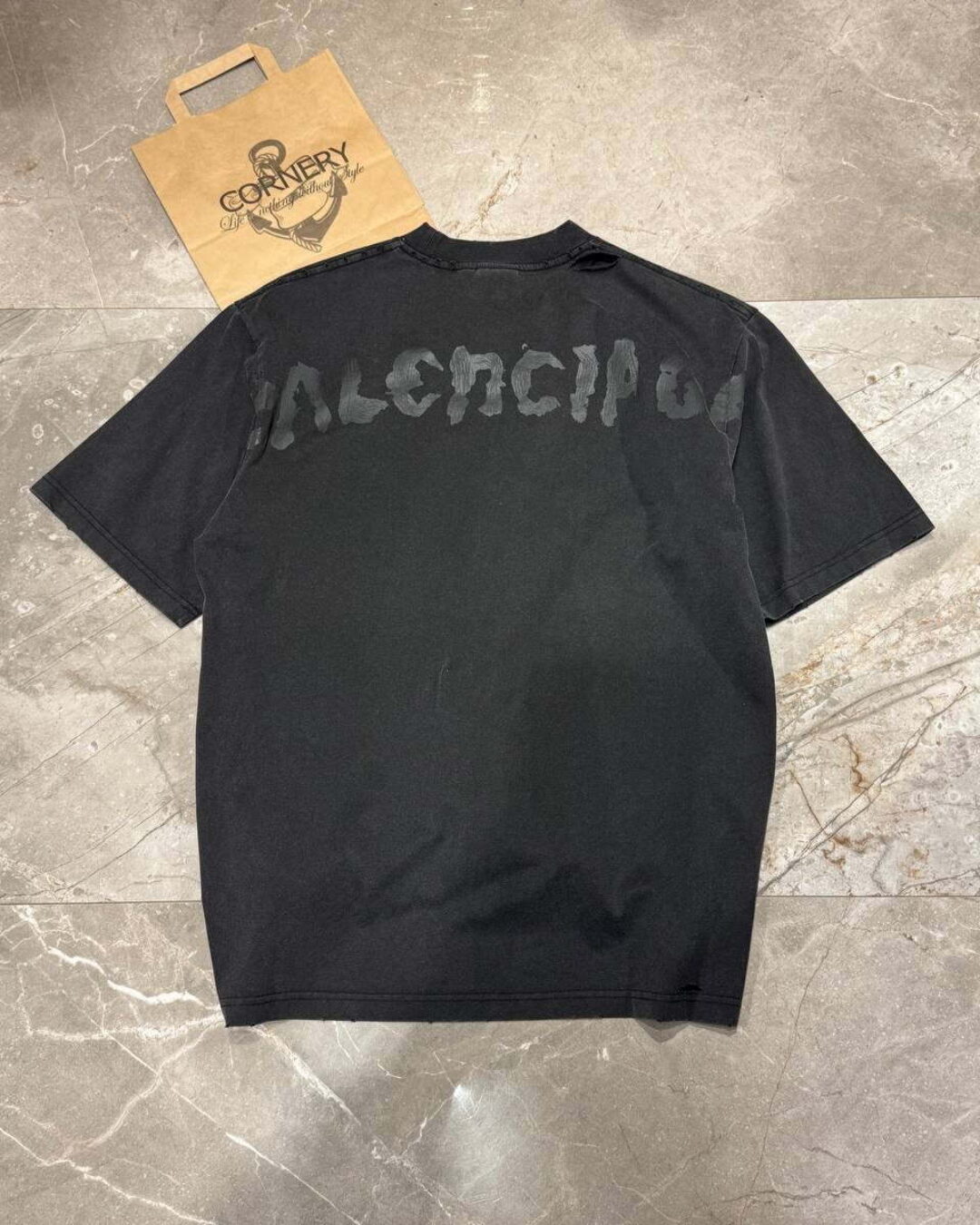 Футболка Balenciaga — изображение 2