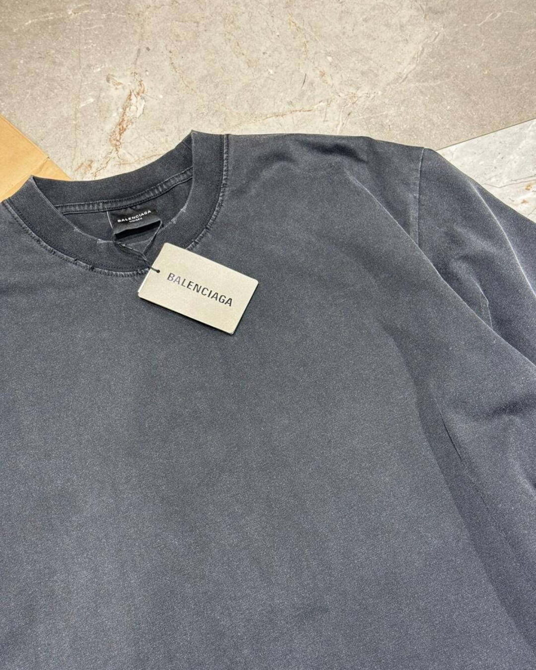 Футболка Balenciaga — изображение 3