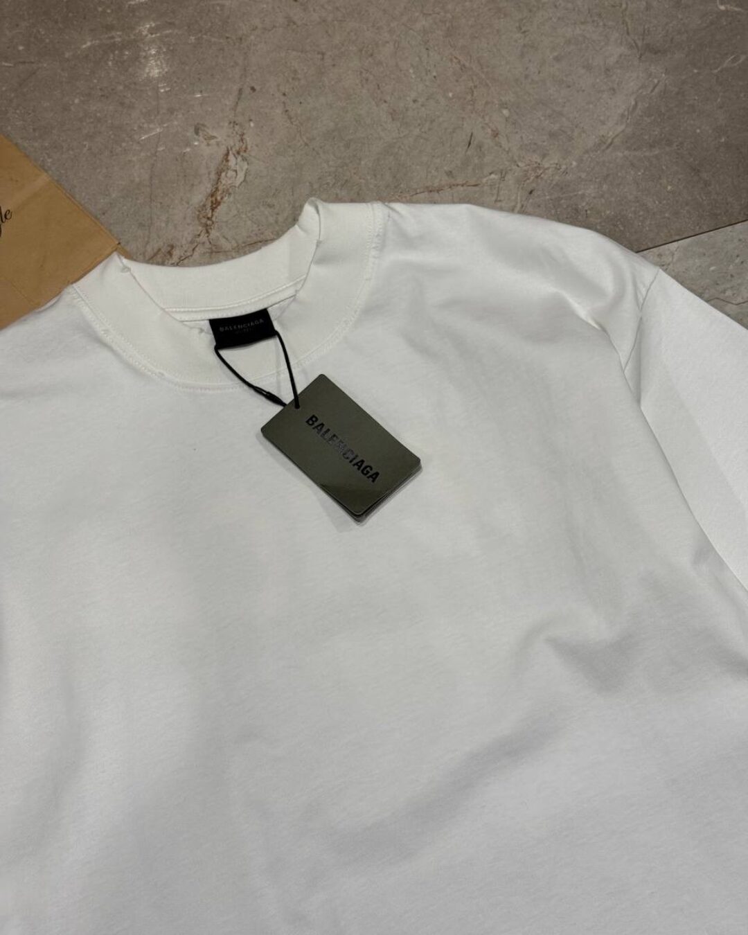 Футболка Balenciaga — изображение 3