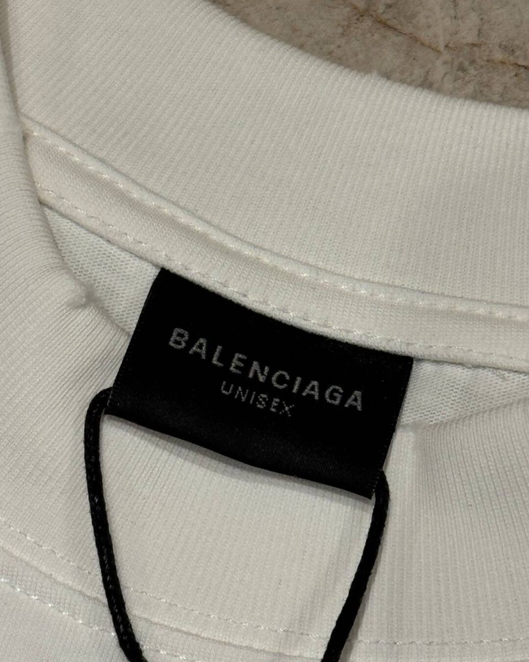 Футболка Balenciaga — изображение 4