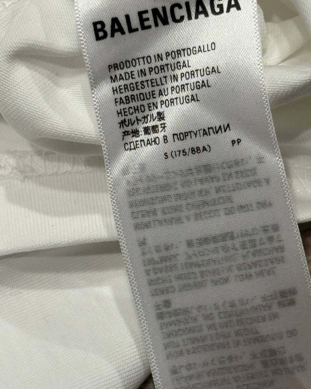 Футболка Balenciaga — изображение 8