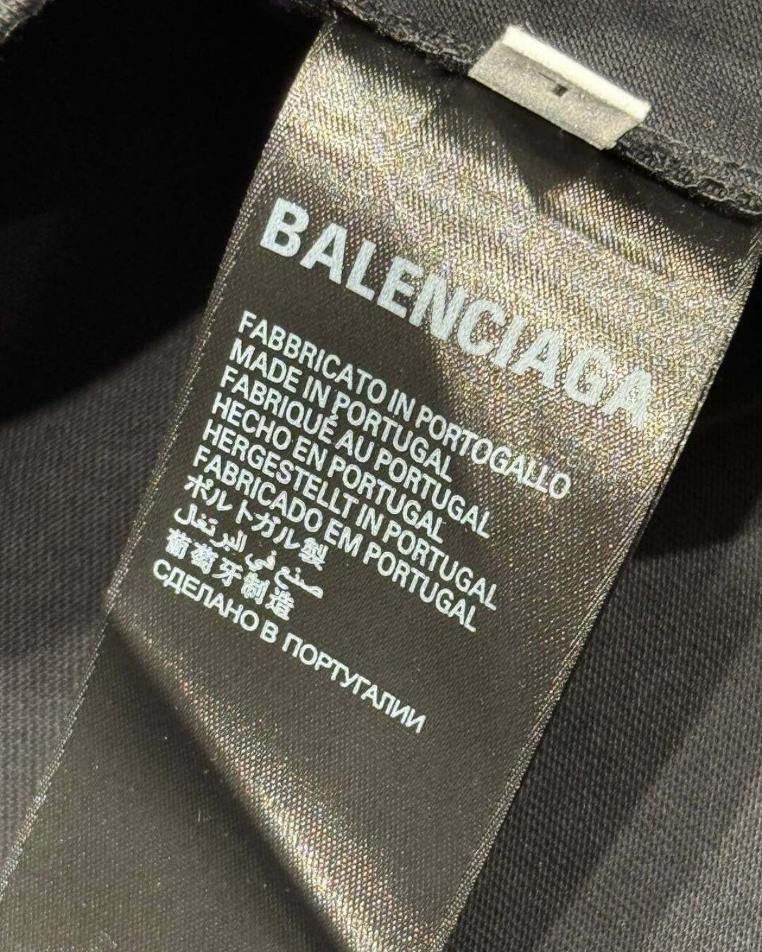 Футболка Balenciaga — изображение 8