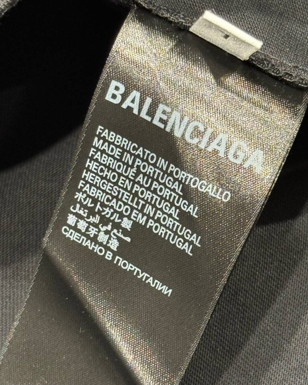 Футболка Balenciaga — изображение 8