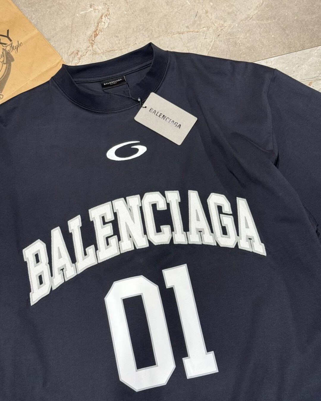 Футболка Balenciaga — изображение 3