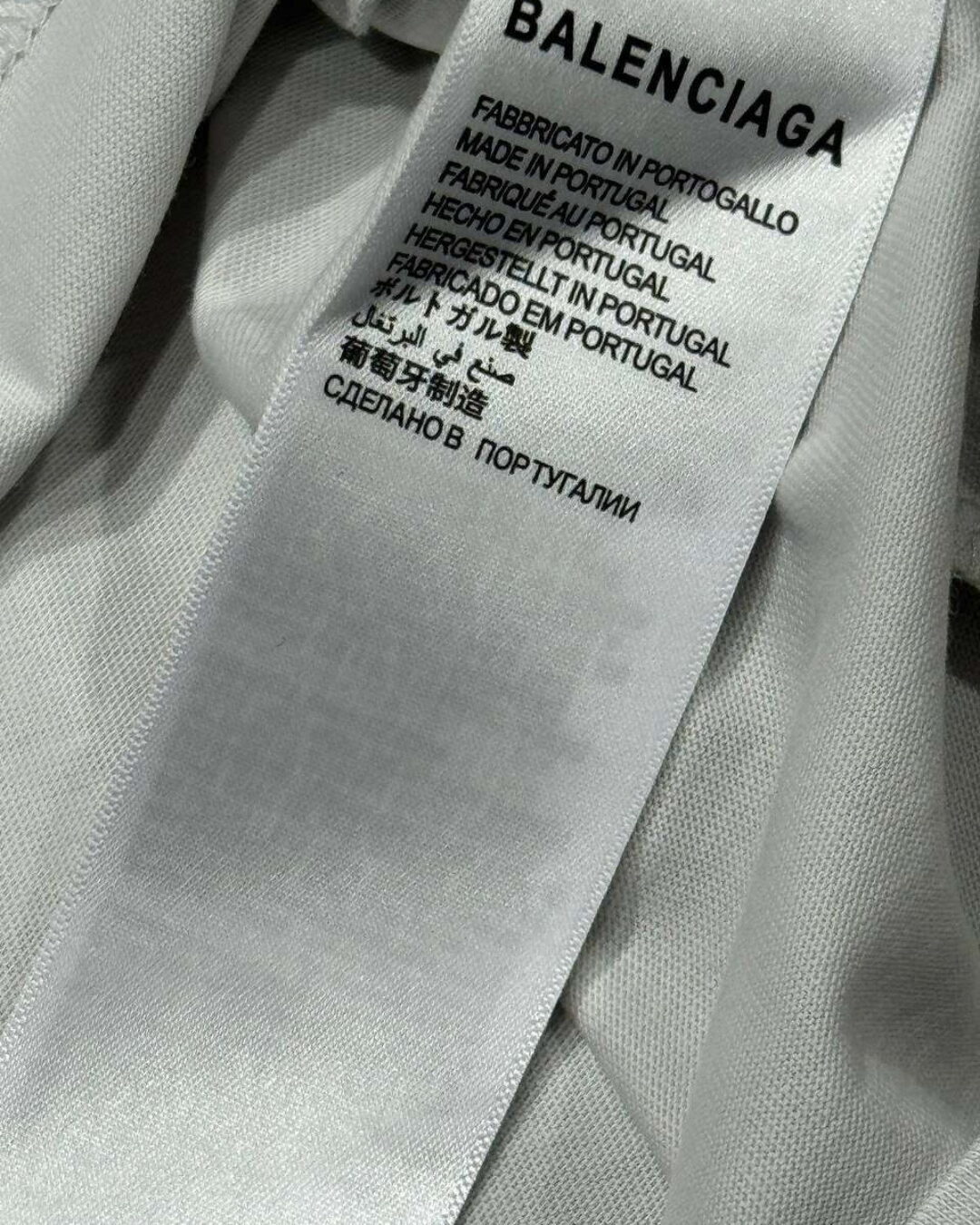 Футболка Balenciaga — изображение 9