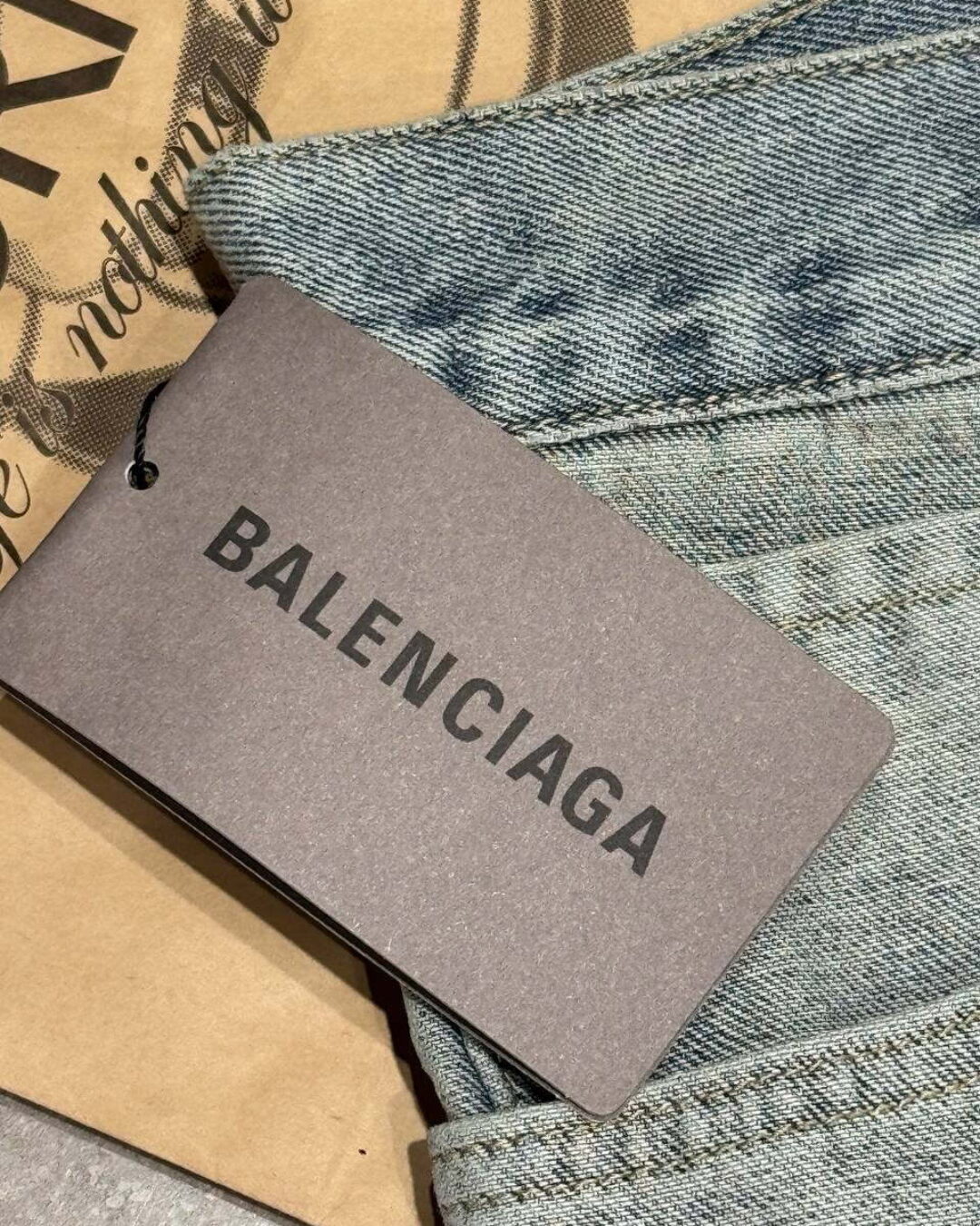 Джинсы Balenciaga — изображение 4