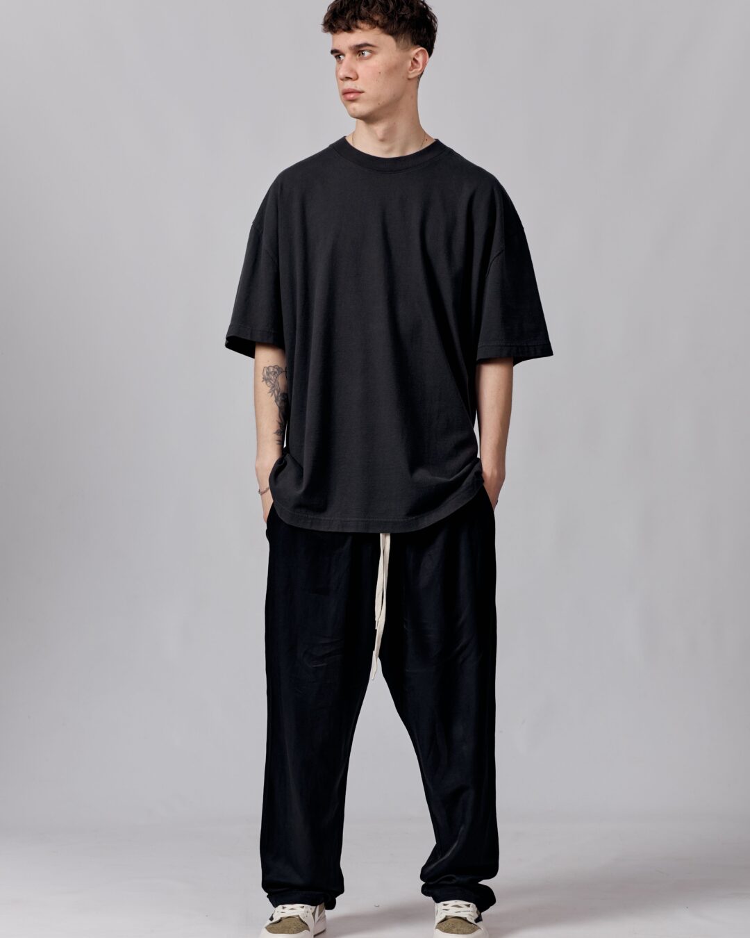 Футболка Gap x Yeezy — изображение 3
