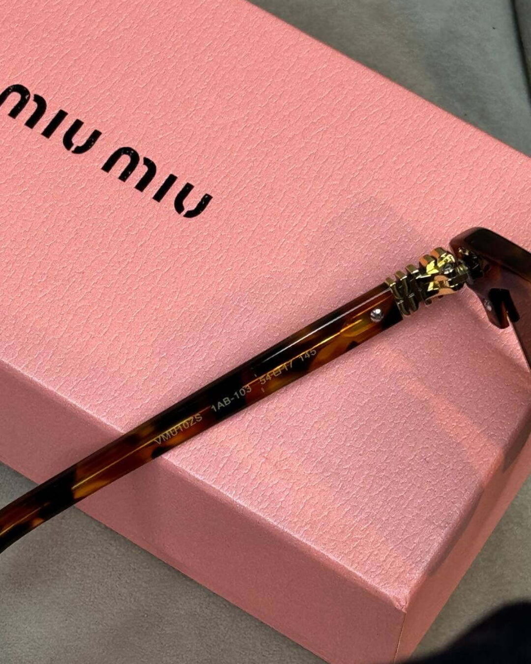 Очки Miu Miu — изображение 6