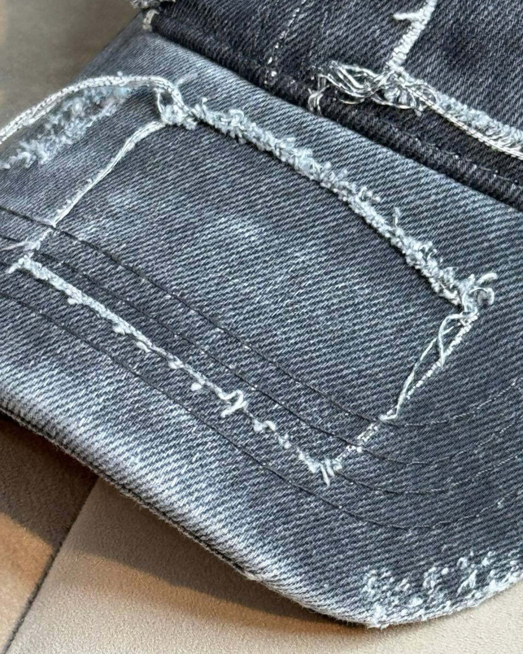 Кепка Vetements — изображение 7