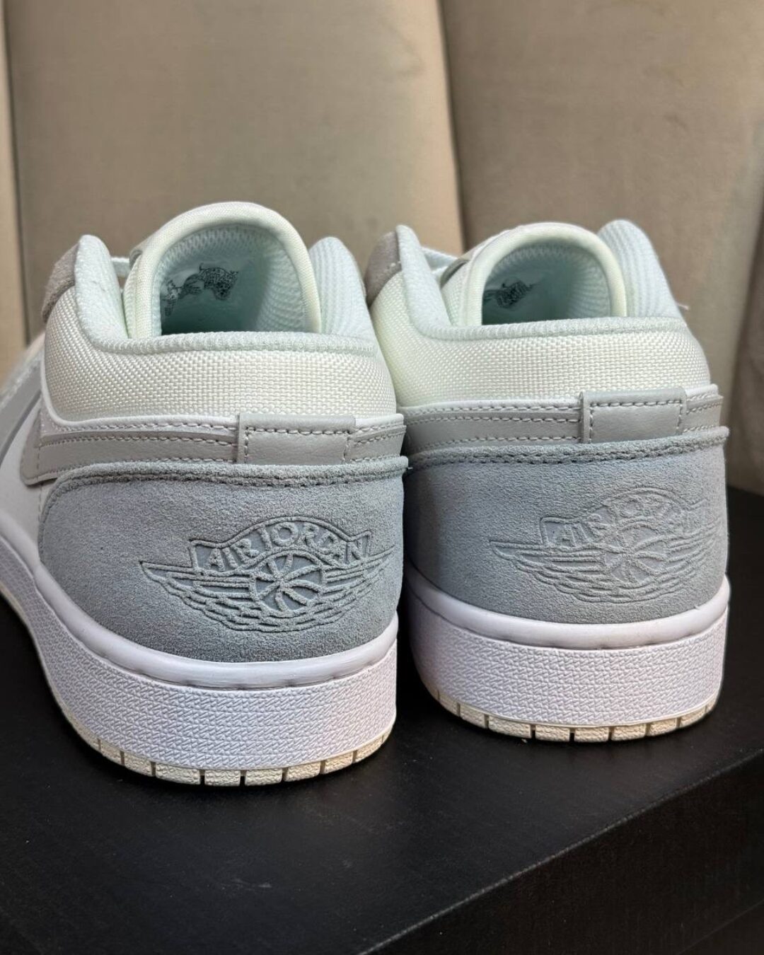 Кроссовки Nike Air Jordan 1 Low Sky Blue — изображение 6