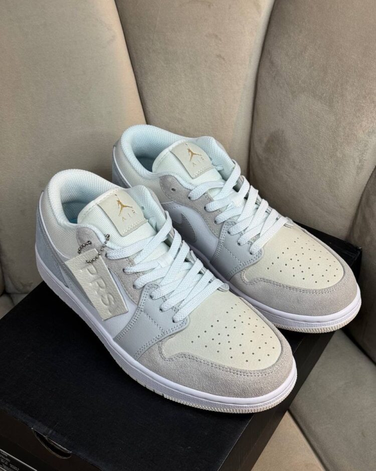 Кроссовки Nike Air Jordan 1 Low Sky Blue — фото 1