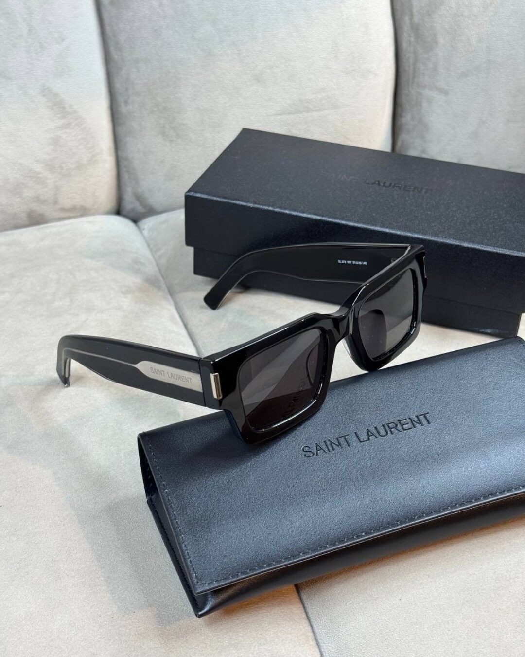 Очки Saint Laurent