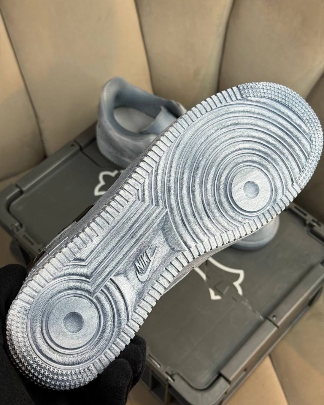 Кроссовки Nike Air Force 1 x Chrome Hearts Gray — изображение 9
