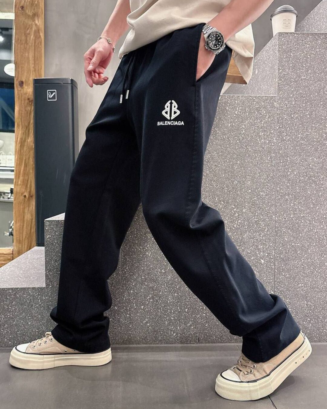 Спортивные Штаны Balenciaga — изображение 5