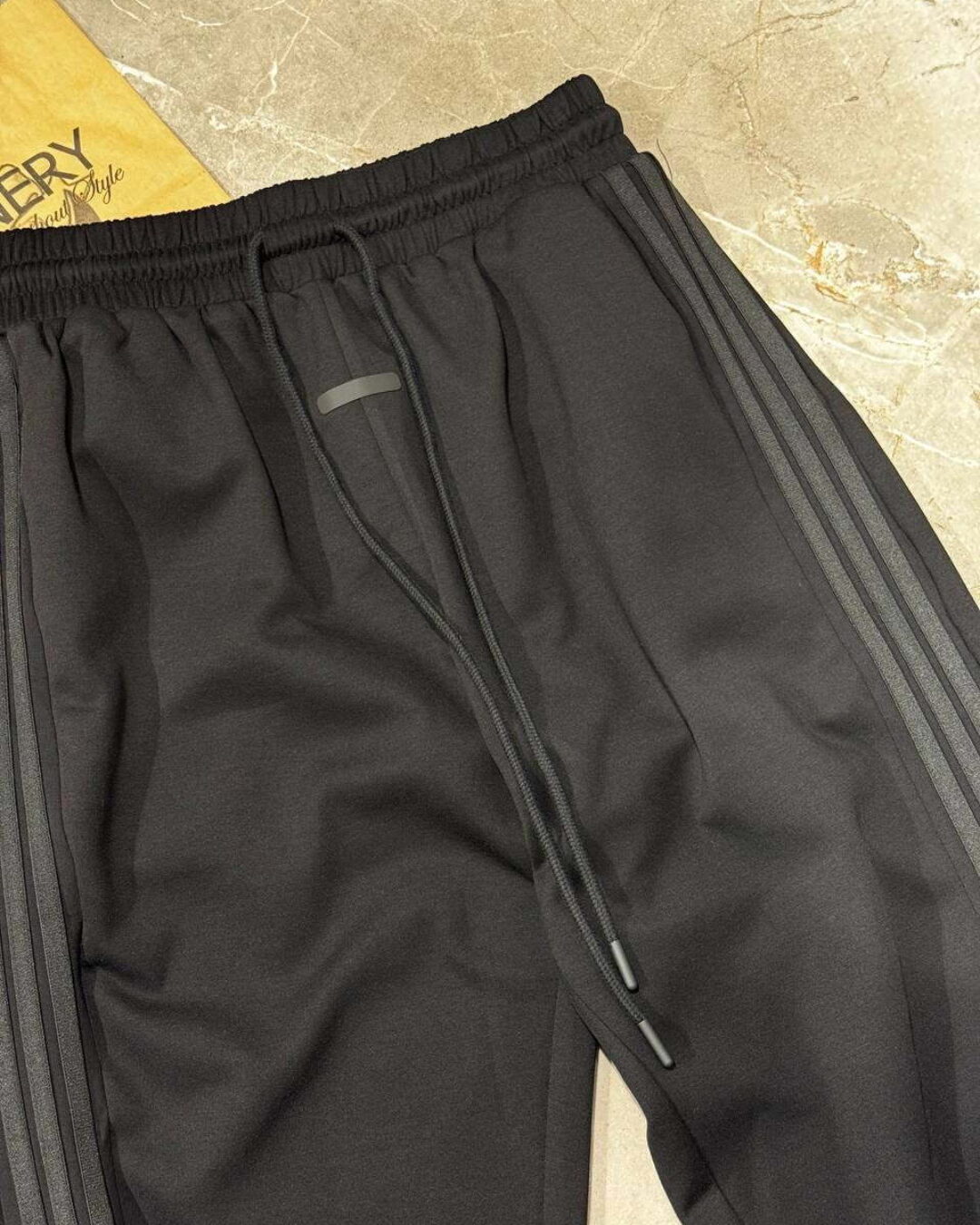 Спортивные штаны Fear Of God — изображение 3