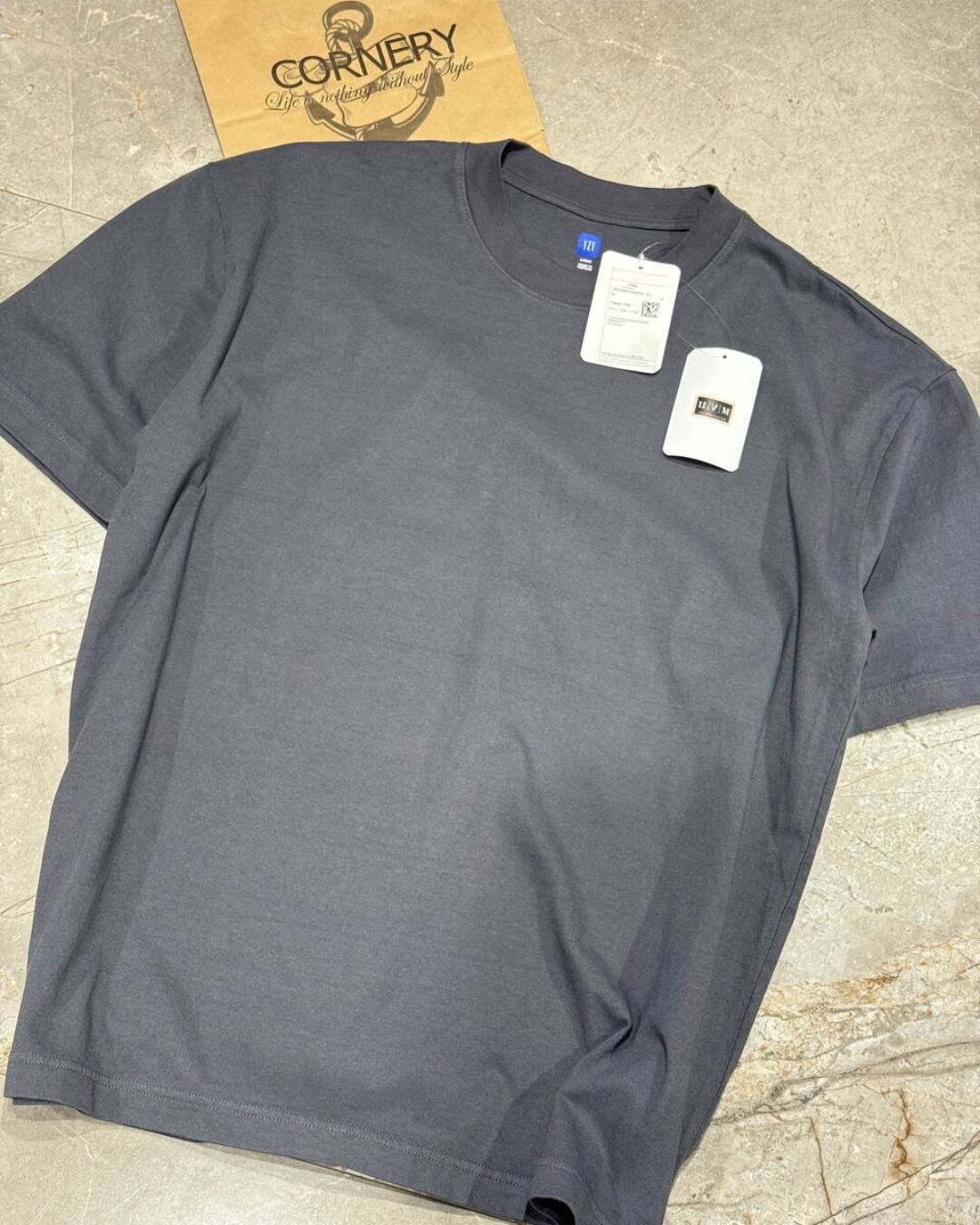 Футболка Gap x Yeezy — изображение 4