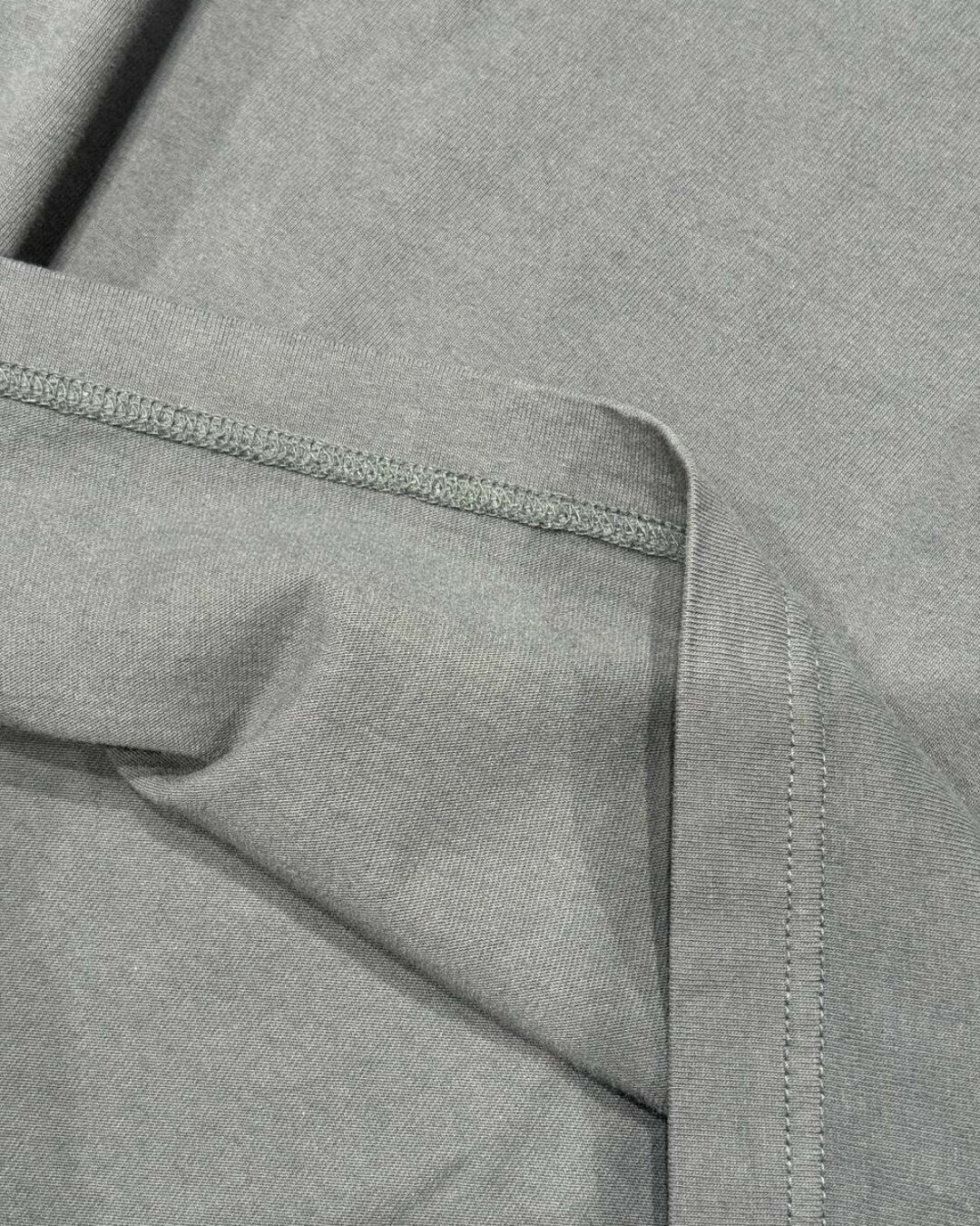 Футболка Gap x Yeezy — изображение 7