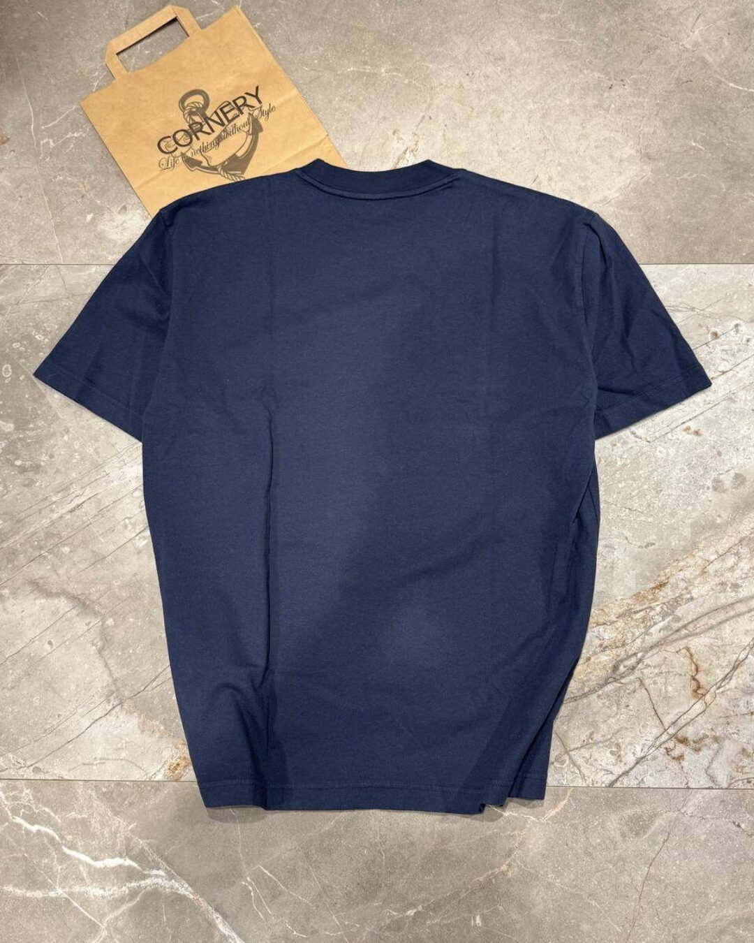 Футболка Gap x Yeezy — изображение 2