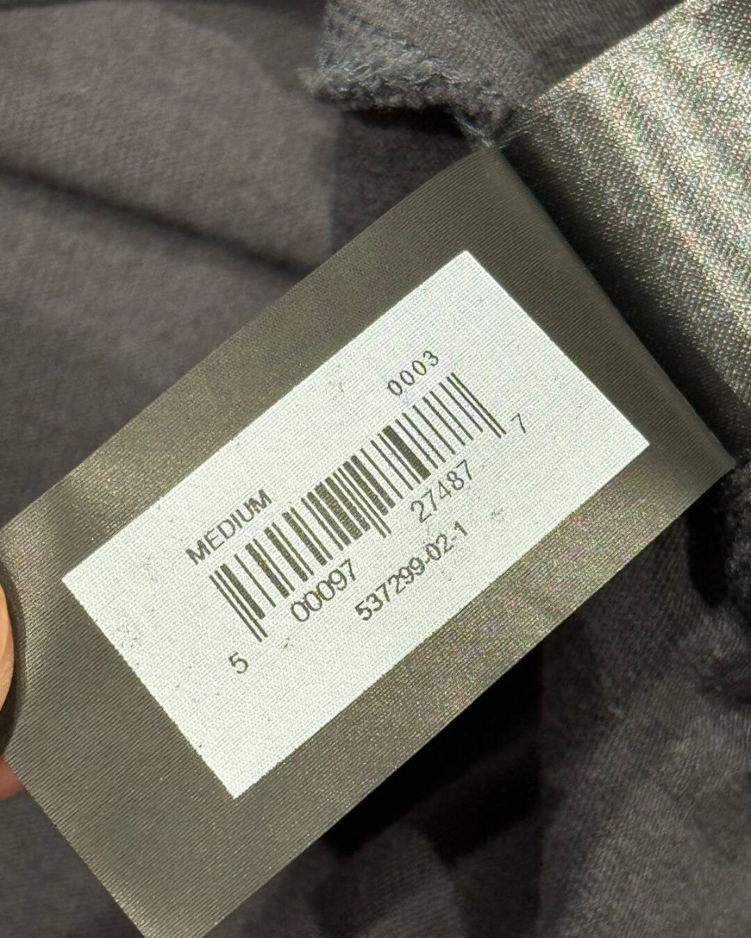 Футболка Gap x Yeezy — изображение 8