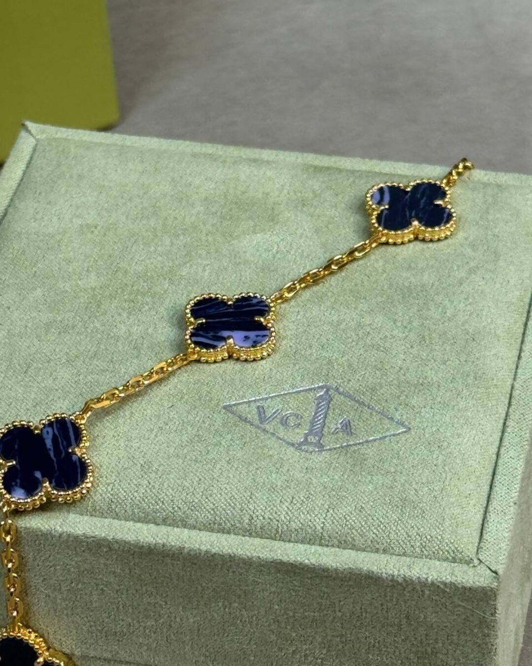 Браслет Van Cleef & Arpels Vintage Alhambra Gold/Blue — изображение 9