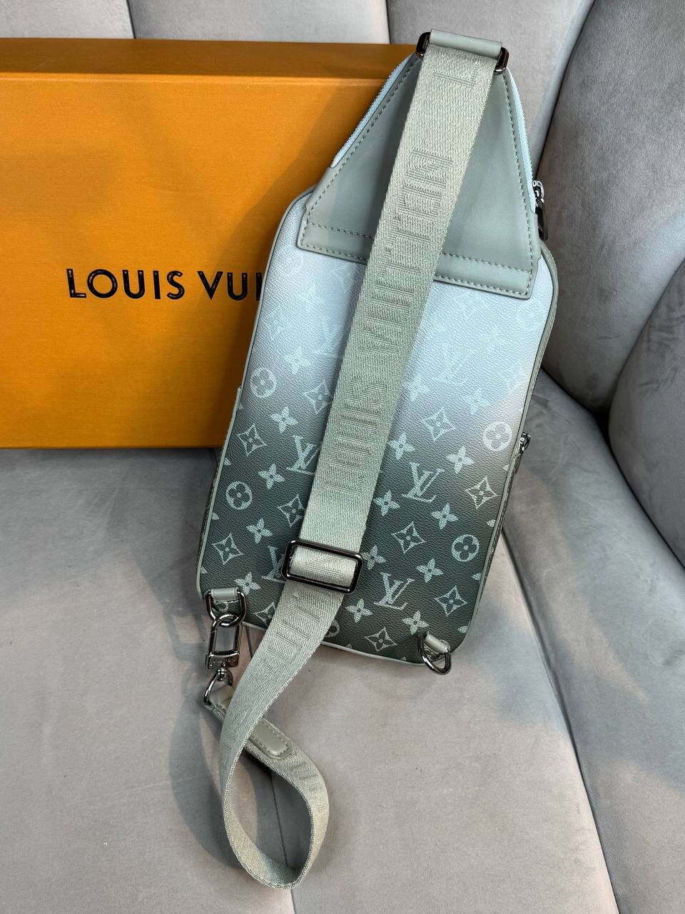 Сумка Louis Vuitton Avenue — фото 5