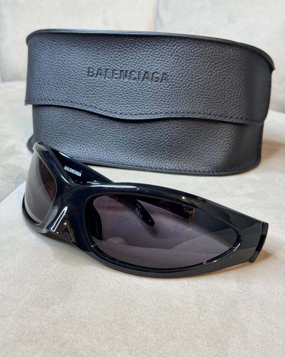 Очки Balenciaga — изображение 9