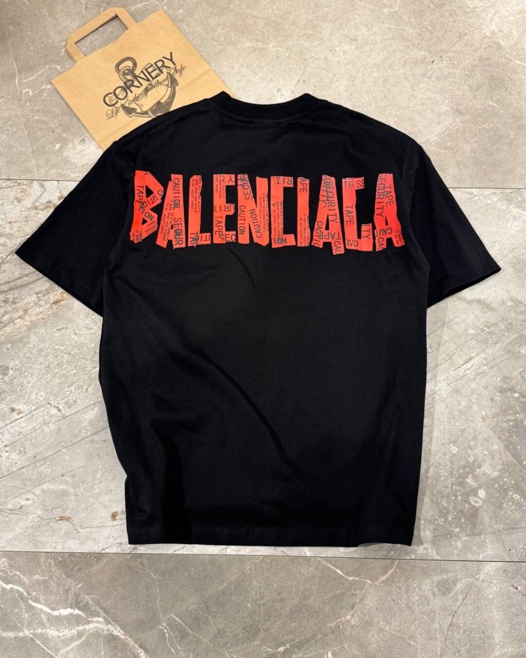 Футболка Balenciaga — изображение 2